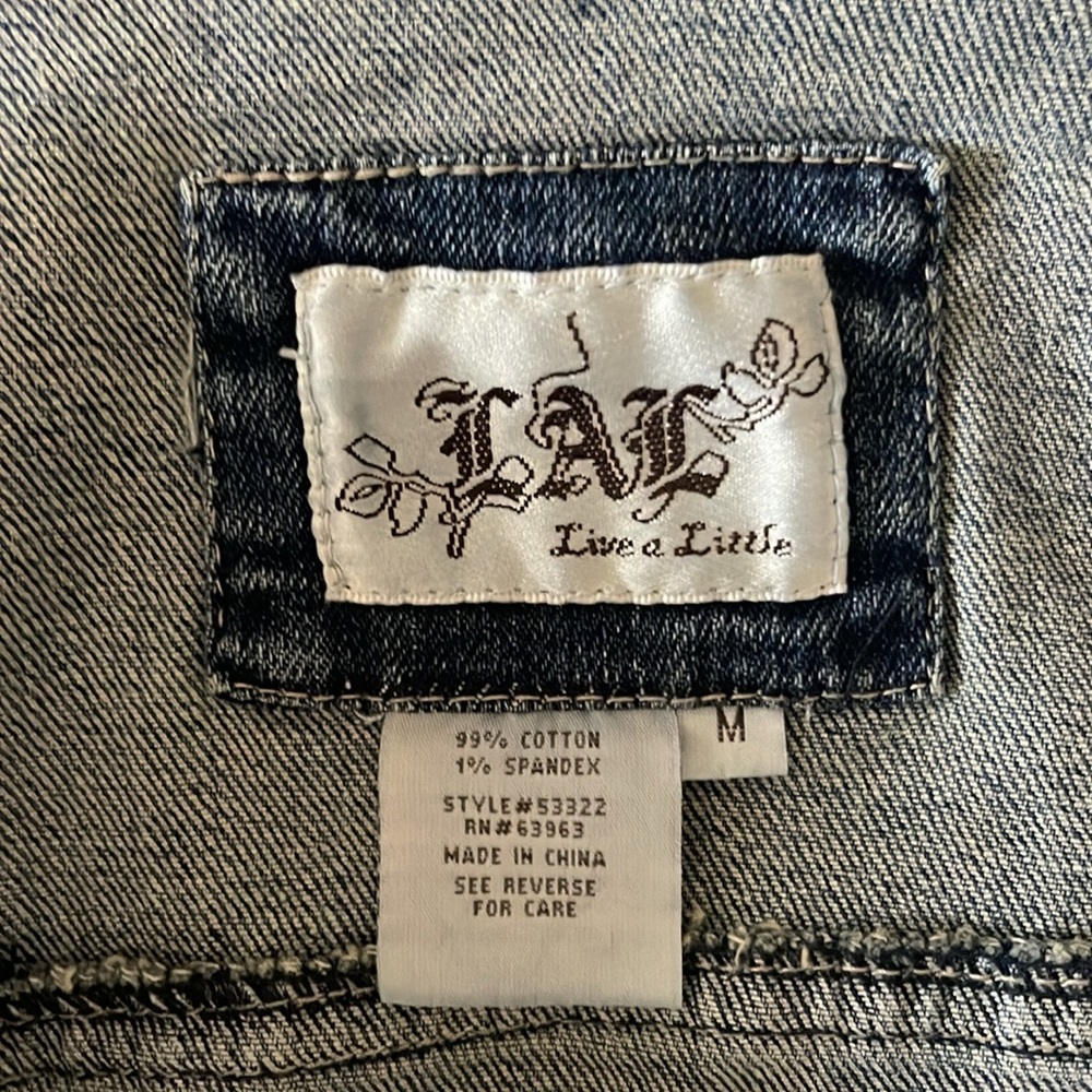 NWT. Denim vest by Live a Little size medium - Picture 4 of 6